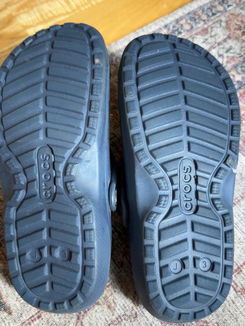 CROCS padded fleece